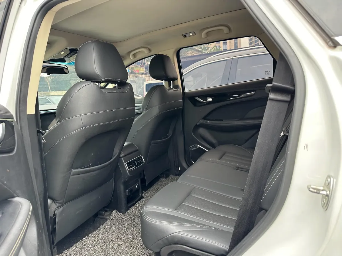 2019 Jetour X90 1.6T 197HP L4 7DCT,autocango,china used car exporter,china ev exporter,chinese used car exporter,chinese used ev exporter