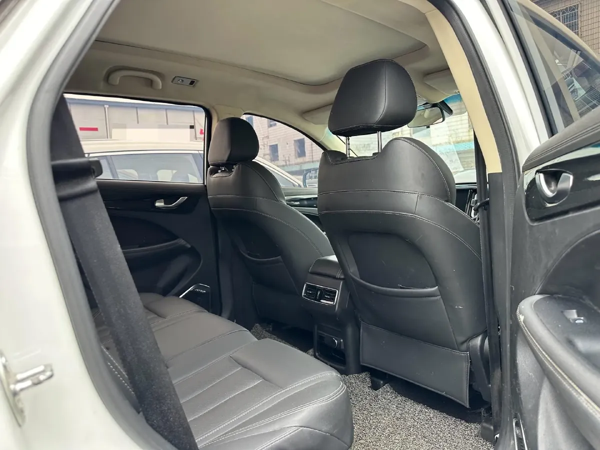 2019 Jetour X90 1.6T 197HP L4 7DCT,autocango,china used car exporter,china ev exporter,chinese used car exporter,chinese used ev exporter