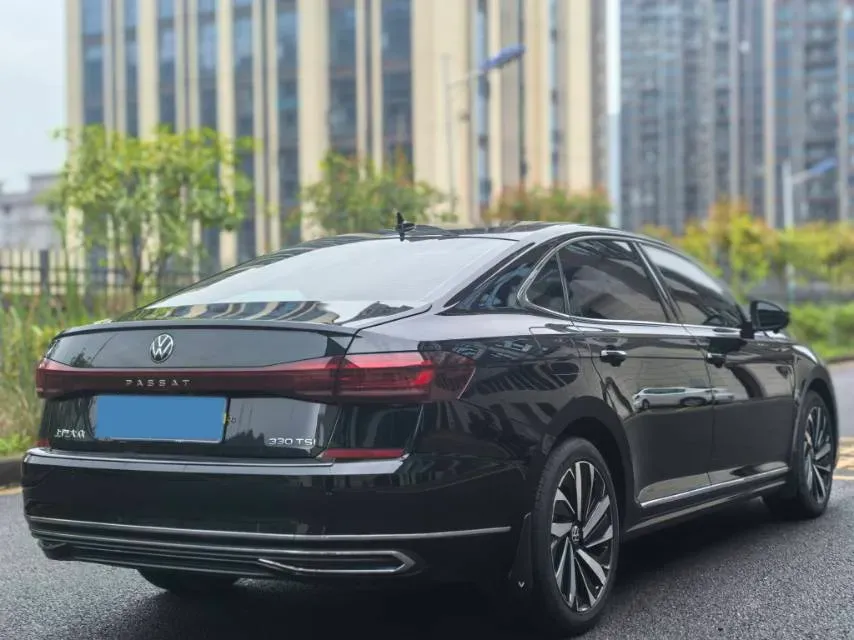 2023 Volkswagen Passat 2.0T 186HP L4 7DCT,autocango,china used car exporter,china ev exporter,chinese used car exporter,chinese used ev exporter