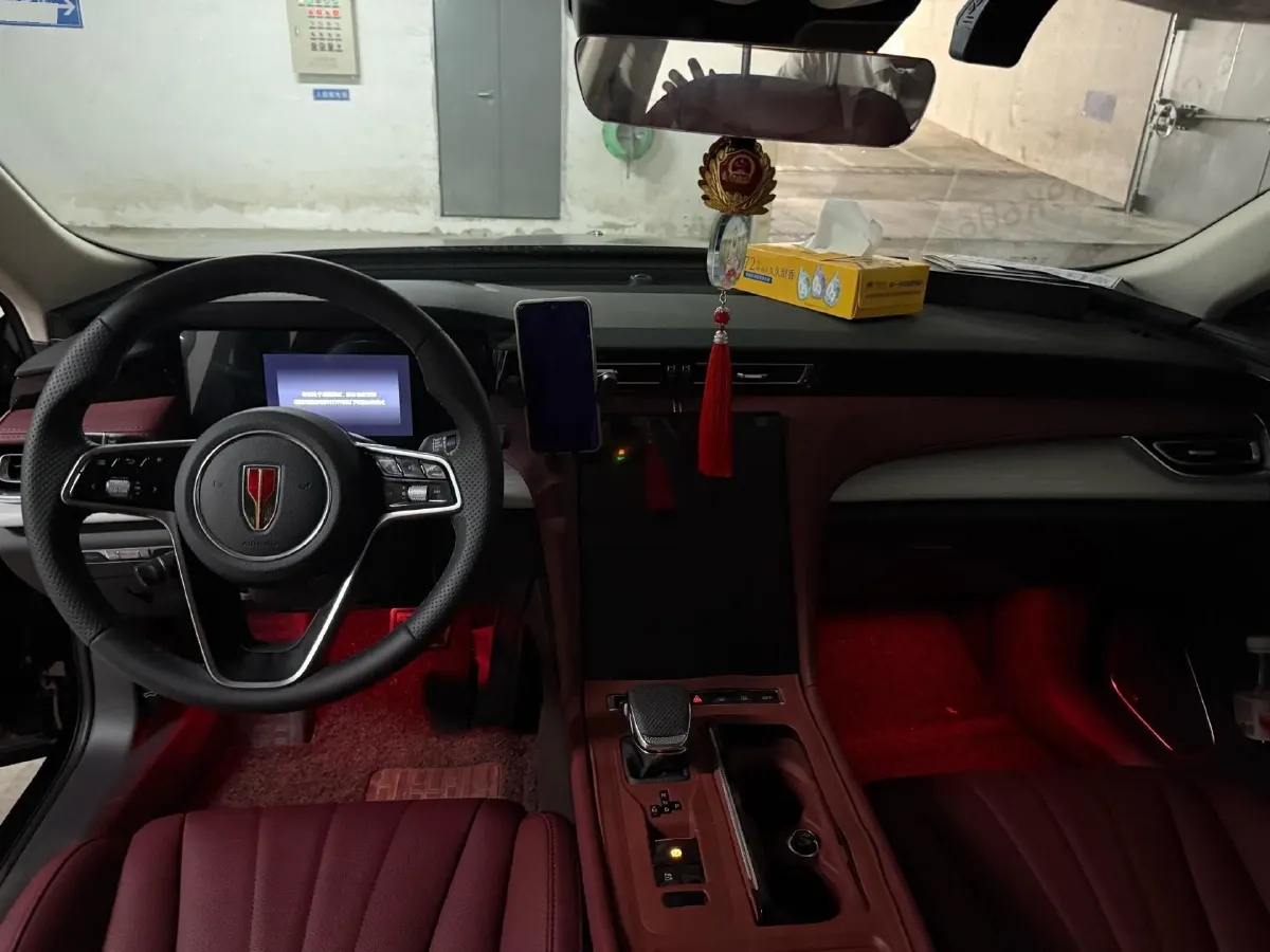 2025 HongQi H5 1.5T 169HP L4 7DCT,autocango,china used car exporter,china ev exporter,chinese used car exporter,chinese used ev exporter