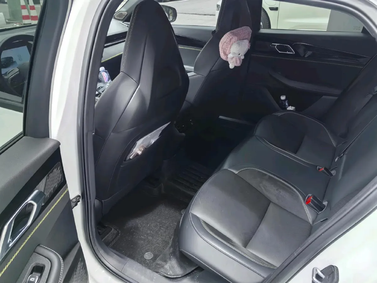 2025 LYNK&CO 03 1.5T 181HP L4 7DCT,autocango,china used car exporter,china ev exporter,chinese used car exporter,chinese used ev exporter