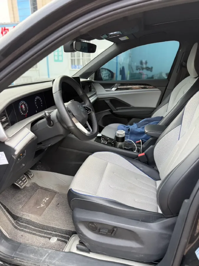 2026 Volkswagen Tayron 2.0T 186HP L4 7DCT,autocango,china used car exporter,china ev exporter,chinese used car exporter,chinese used ev exporter