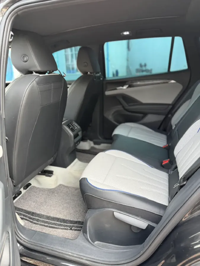 2026 Volkswagen Tayron 2.0T 186HP L4 7DCT,autocango,china used car exporter,china ev exporter,chinese used car exporter,chinese used ev exporter