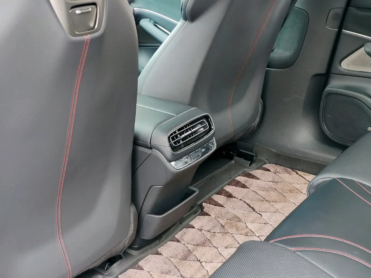 2024 MI SU7 BEV 101KWH,autocango,china used car exporter,china ev exporter,chinese used car exporter,chinese used ev exporter