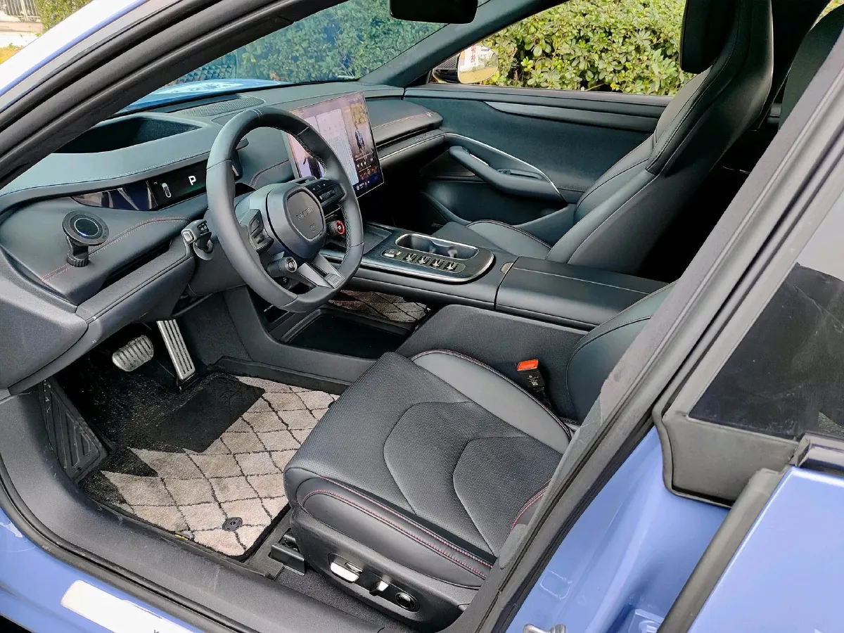 2024 MI SU7 BEV 101KWH,autocango,china used car exporter,china ev exporter,chinese used car exporter,chinese used ev exporter