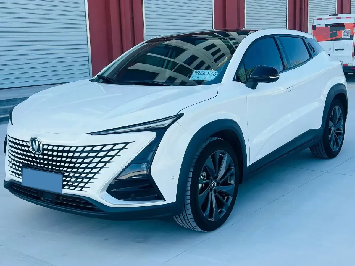 2021 ChangAn UNI-T 1.5T 180HP L4 7DCT,autocango,china used car exporter,china ev exporter,chinese used car exporter,chinese used ev exporter