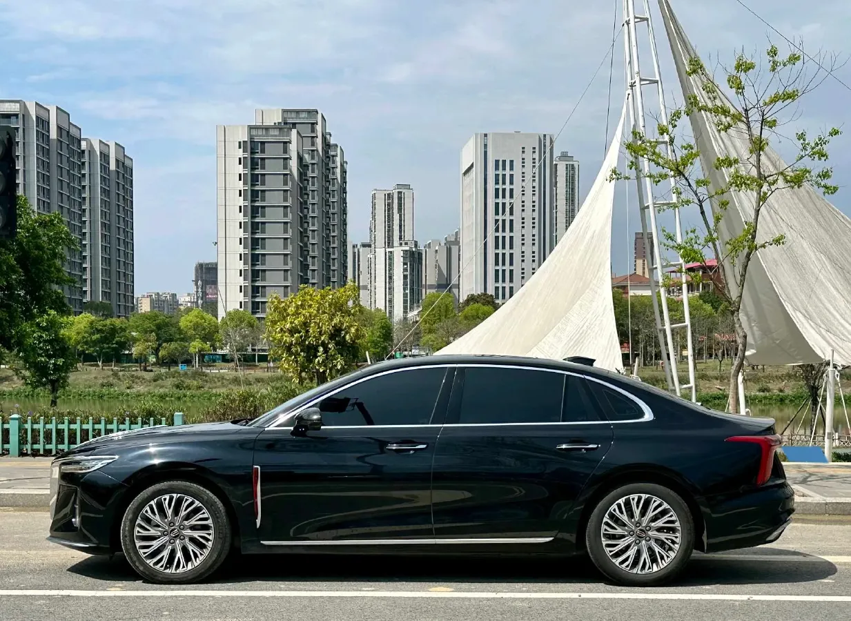 2022 HongQi H5 1.8T 197HP L4 6AT,autocango,china used car exporter,china ev exporter,chinese used car exporter,chinese used ev exporter