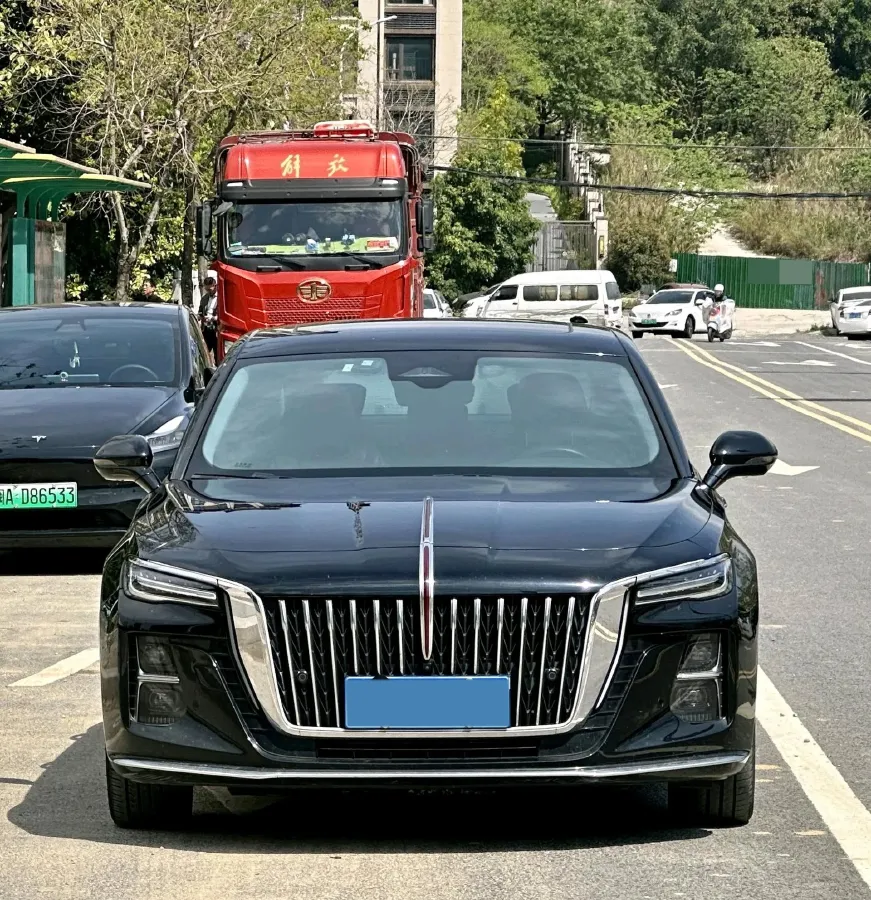 2022 HongQi H5 1.8T 197HP L4 6AT,autocango,china used car exporter,china ev exporter,chinese used car exporter,chinese used ev exporter