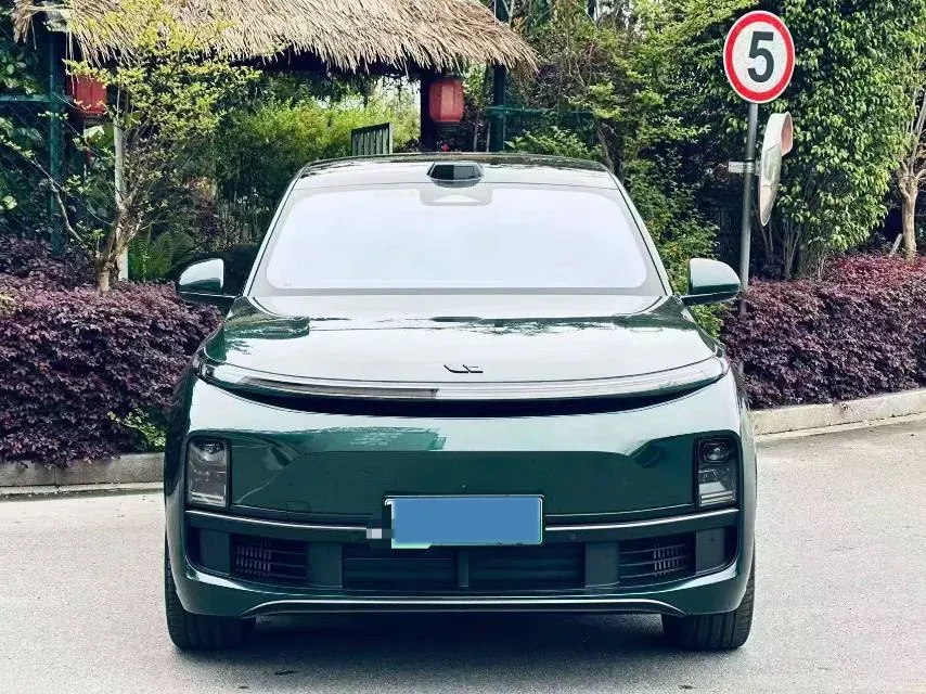 2022 Li L9 Range Extended 154HP REEV 42.6KWH,autocango,china used car exporter,china ev exporter,chinese used car exporter,chinese used ev exporter