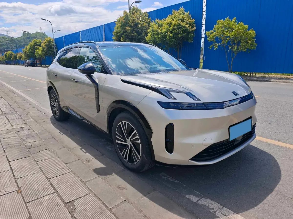 2023 LYNK&CO 08 EM-P 1.5T 163HP L4 3DHT PHEV 21.2KWH,autocango,china used car exporter,china ev exporter,chinese used car exporter,chinese used ev exporter
