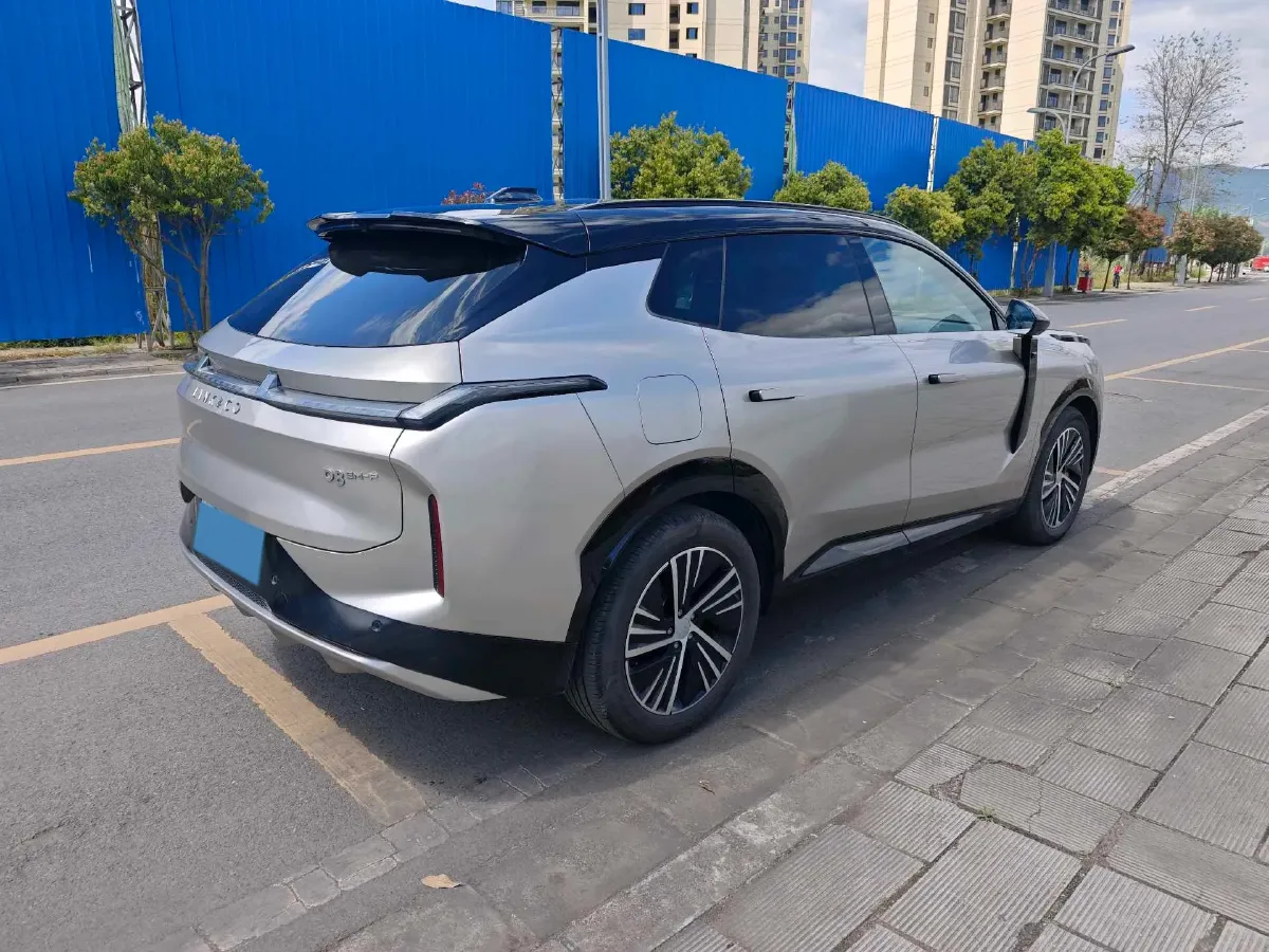 2023 LYNK&CO 08 EM-P 1.5T 163HP L4 3DHT PHEV 21.2KWH,autocango,china used car exporter,china ev exporter,chinese used car exporter,chinese used ev exporter