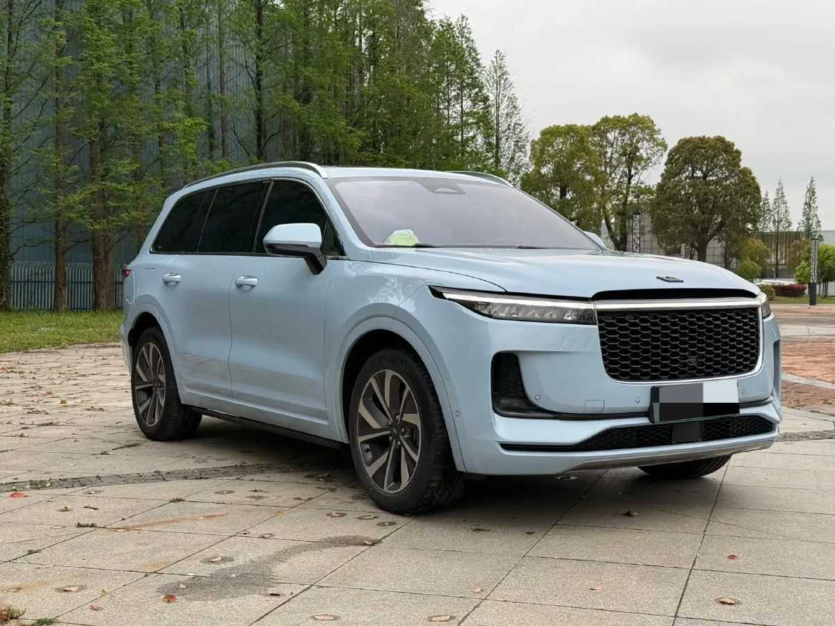2021 Li ONE Range Extended 131HP REEV 40.5KWH,autocango,china used car exporter,china ev exporter,chinese used car exporter,chinese used ev exporter