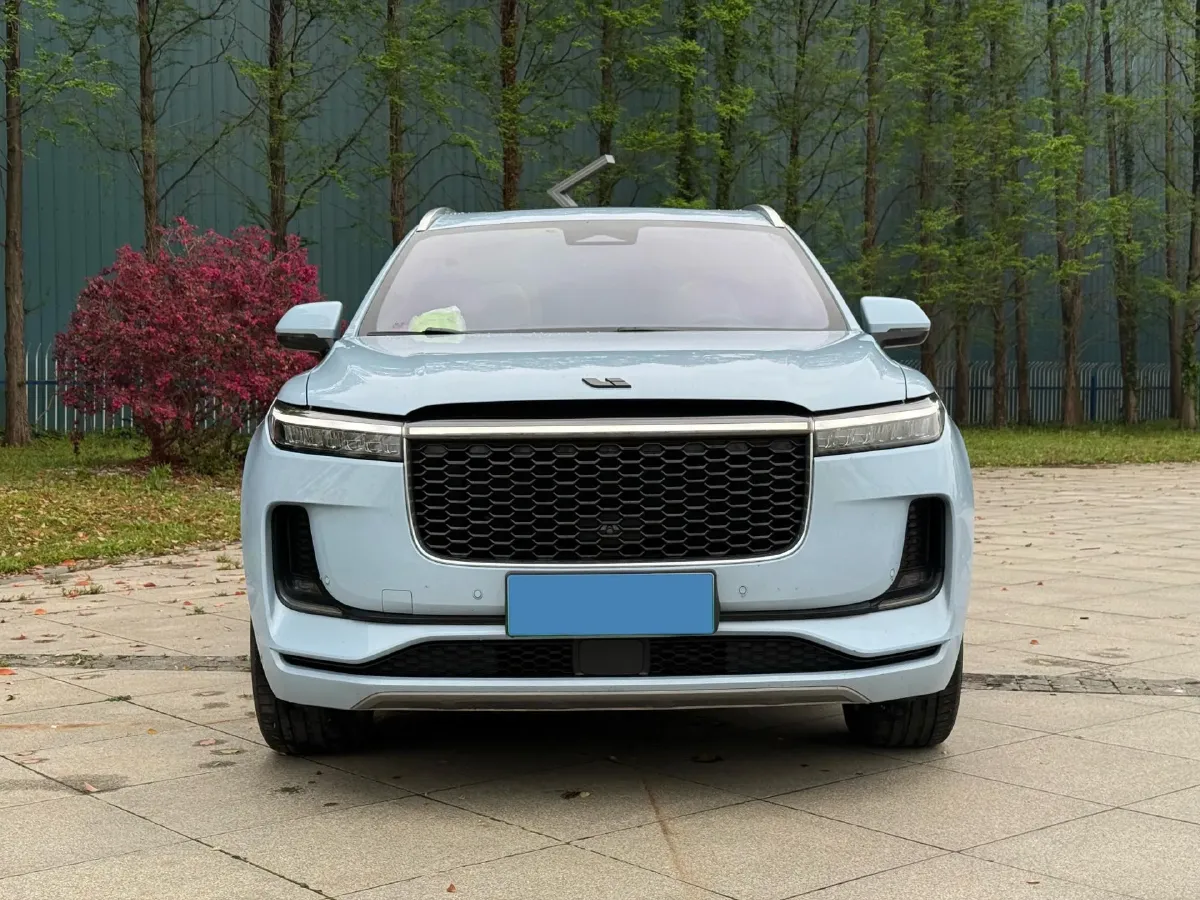 2021 Li ONE Range Extended 131HP REEV 40.5KWH,autocango,china used car exporter,china ev exporter,chinese used car exporter,chinese used ev exporter