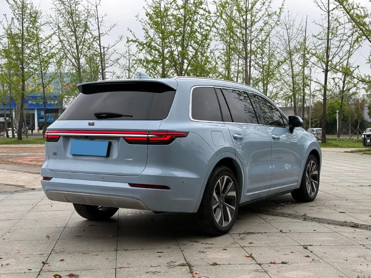 2021 Li ONE Range Extended 131HP REEV 40.5KWH,autocango,china used car exporter,china ev exporter,chinese used car exporter,chinese used ev exporter