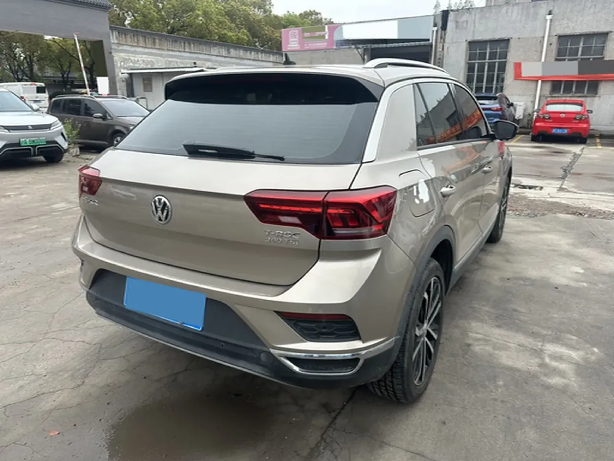 2018 Volkswagen Touran 1.4T 150HP L4 7DCT,autocango,china used car exporter,china ev exporter,chinese used car exporter,chinese used ev exporter