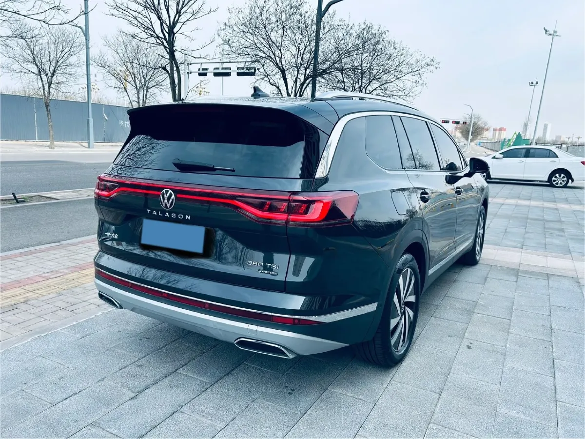 2022 Volkswagen Talagon 2.0T 220HP L4 7DCT,autocango,china used car exporter,china ev exporter,chinese used car exporter,chinese used ev exporter