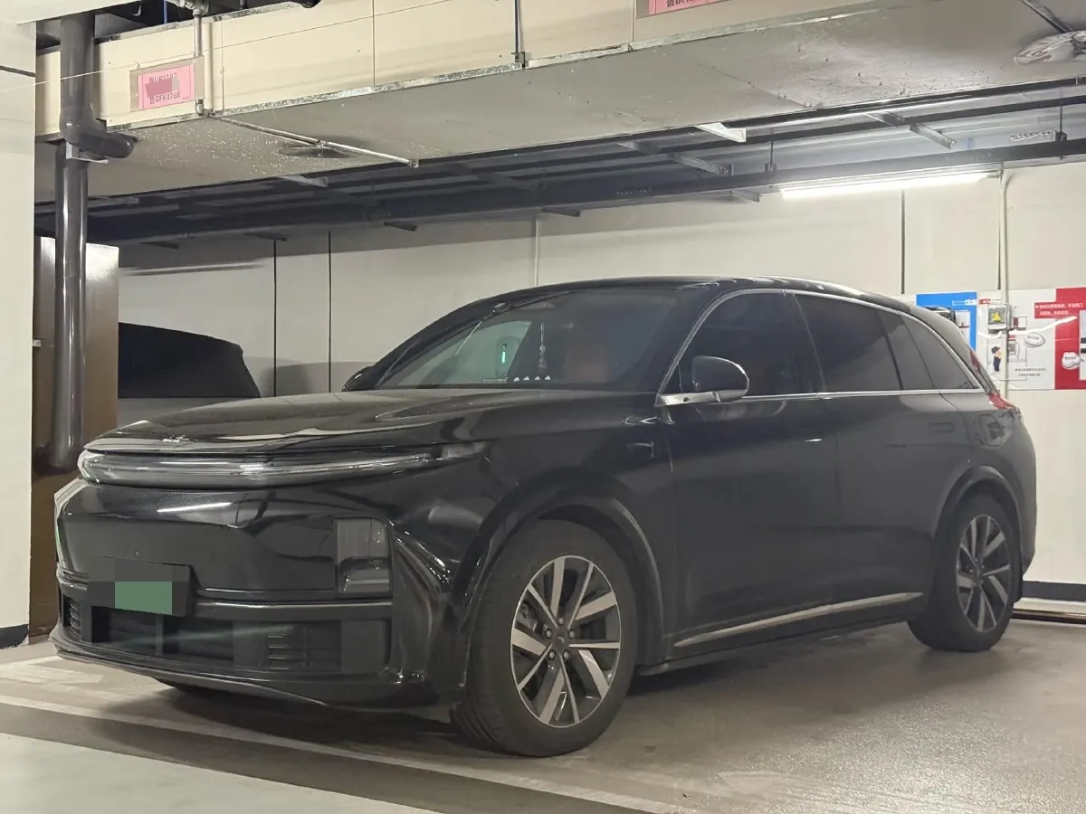 2023 Li L7 Range Extended 154HP REEV 40.9KWH,autocango,china used car exporter,china ev exporter,chinese used car exporter,chinese used ev exporter