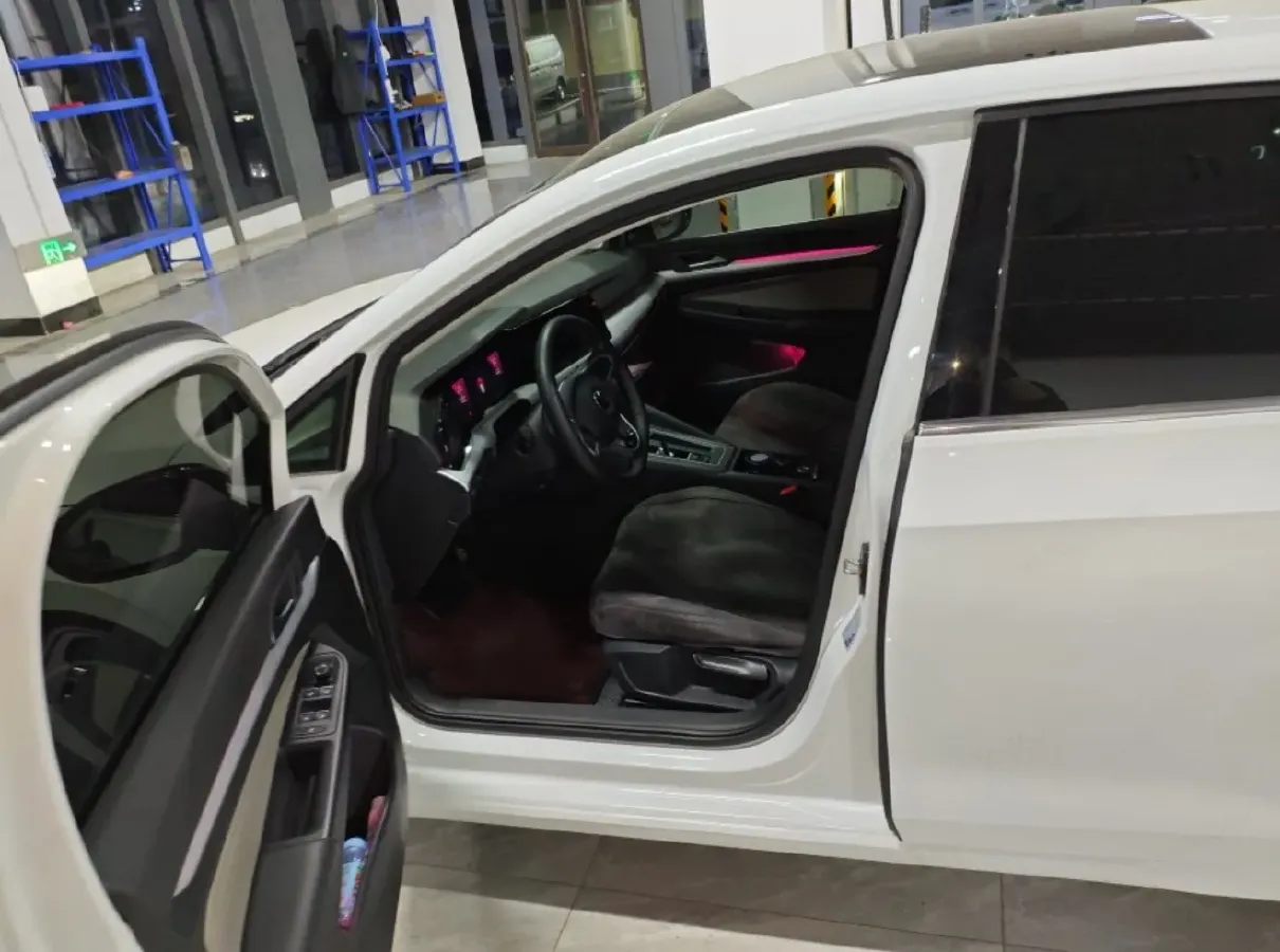 2023 Volkswagen Golf 1.4T 150HP L4 7DCT,autocango,china used car exporter,china ev exporter,chinese used car exporter,chinese used ev exporter