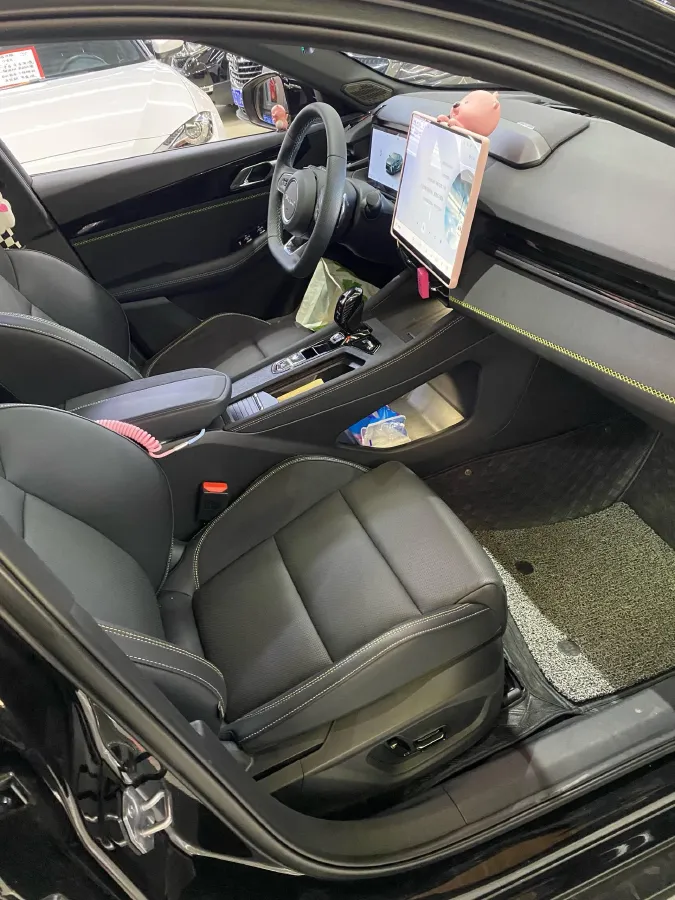 2025 LYNK&CO 03 1.5T 181HP L4 7DCT,autocango,china used car exporter,china ev exporter,chinese used car exporter,chinese used ev exporter