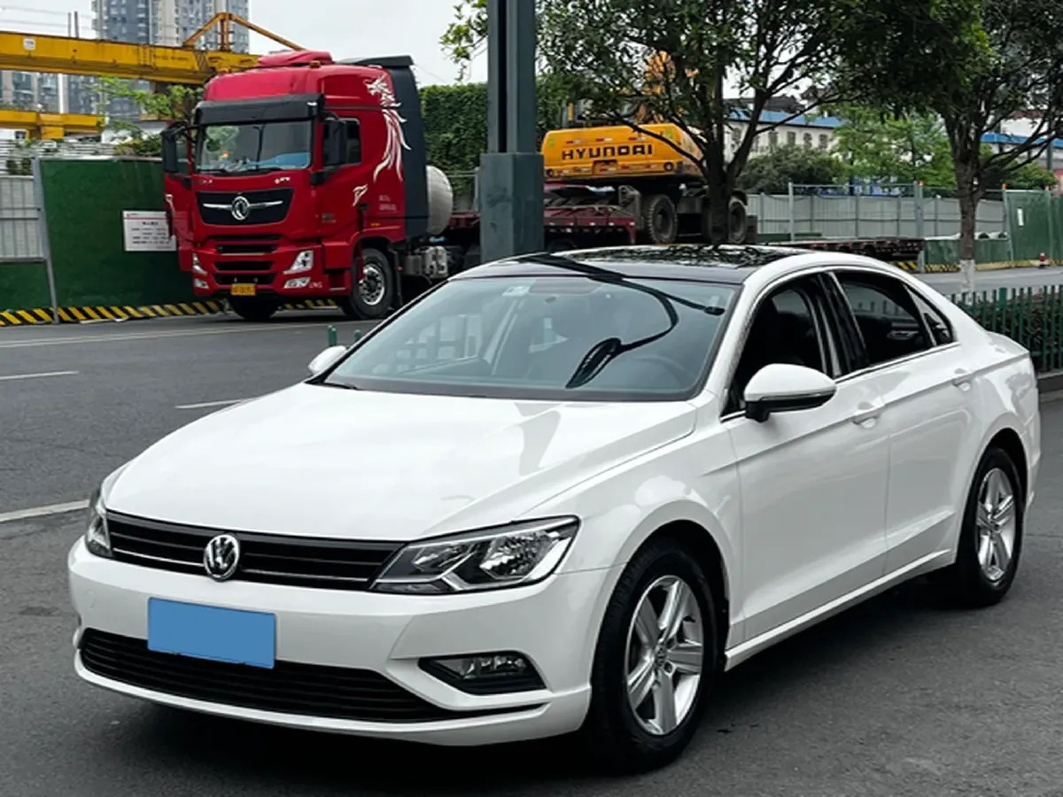 2018 Volkswagen Lamando 1.4T 131HP L4 5MT,autocango,china used car exporter,china ev exporter,chinese used car exporter,chinese used ev exporter