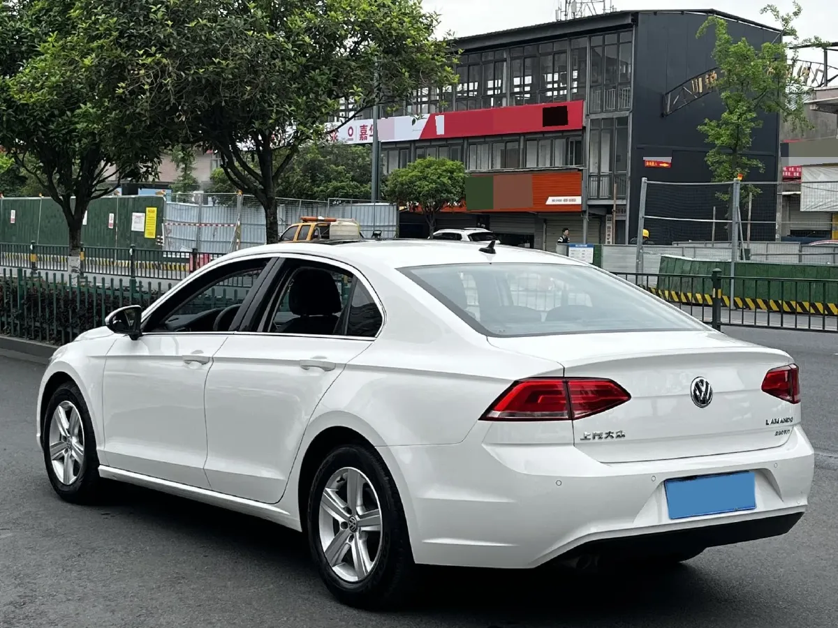 2018 Volkswagen Lamando 1.4T 131HP L4 5MT,autocango,china used car exporter,china ev exporter,chinese used car exporter,chinese used ev exporter