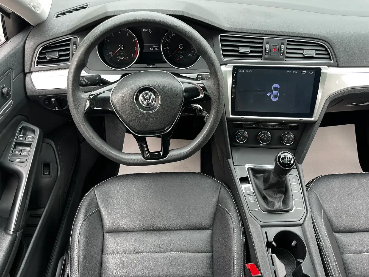 2018 Volkswagen Lamando 1.4T 131HP L4 5MT,autocango,china used car exporter,china ev exporter,chinese used car exporter,chinese used ev exporter