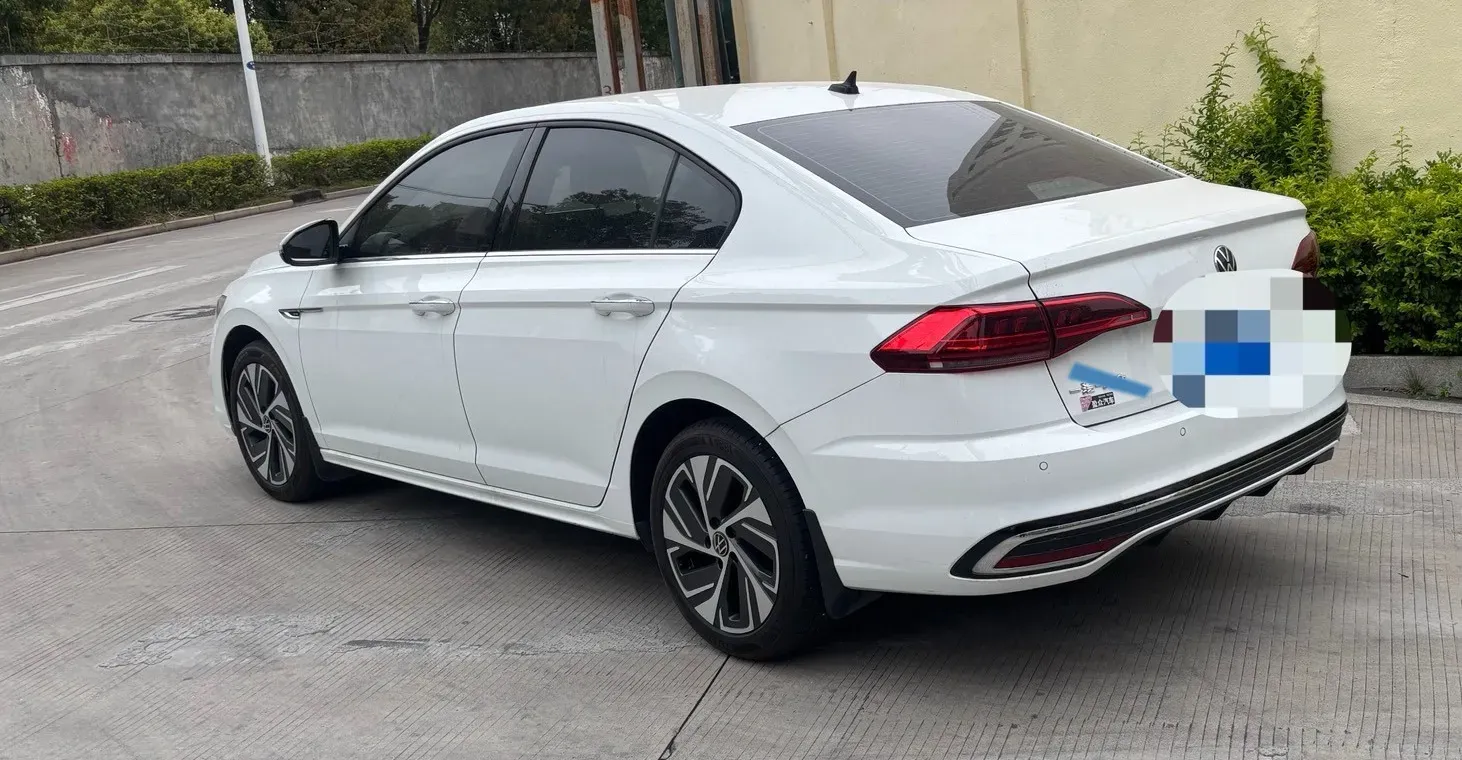 2024 Volkswagen Bora 1.5T 160HP L4 7DCT,autocango,china used car exporter,china ev exporter,chinese used car exporter,chinese used ev exporter