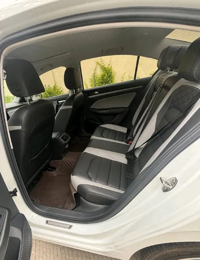 2024 Volkswagen Bora 1.5T 160HP L4 7DCT,autocango,china used car exporter,china ev exporter,chinese used car exporter,chinese used ev exporter