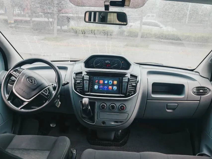 2021 MAXUS XinTu V80 2.0T 127HP L4 6MT,autocango,china used car exporter,china ev exporter,chinese used car exporter,chinese used ev exporter