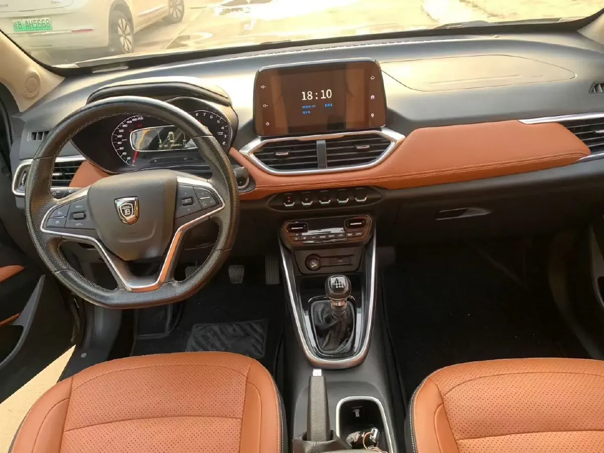 2017 BaoJun 510 1.5L 112HP L4 6MT,autocango,china used car exporter,china ev exporter,chinese used car exporter,chinese used ev exporter