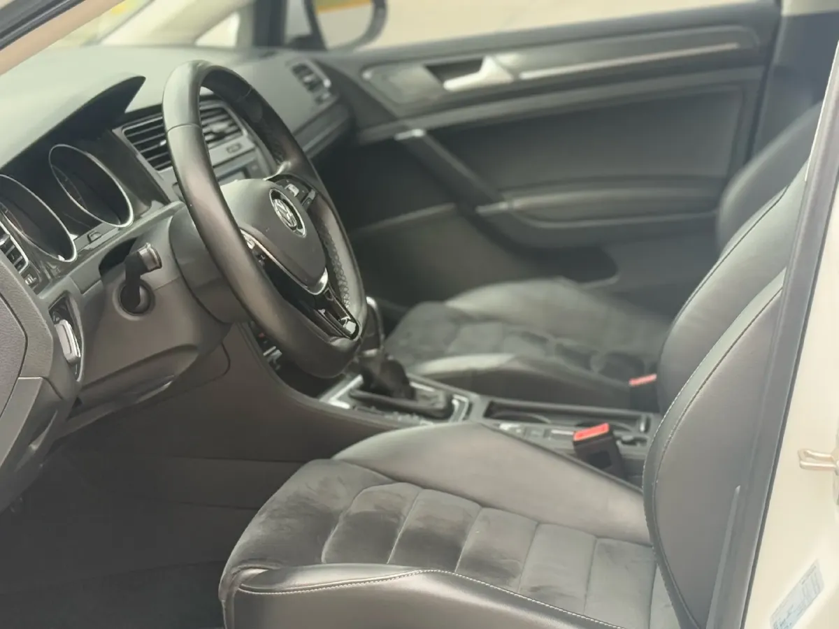 2018 Volkswagen Golf 1.4T 131HP L4 7DCT,autocango,china used car exporter,china ev exporter,chinese used car exporter,chinese used ev exporter