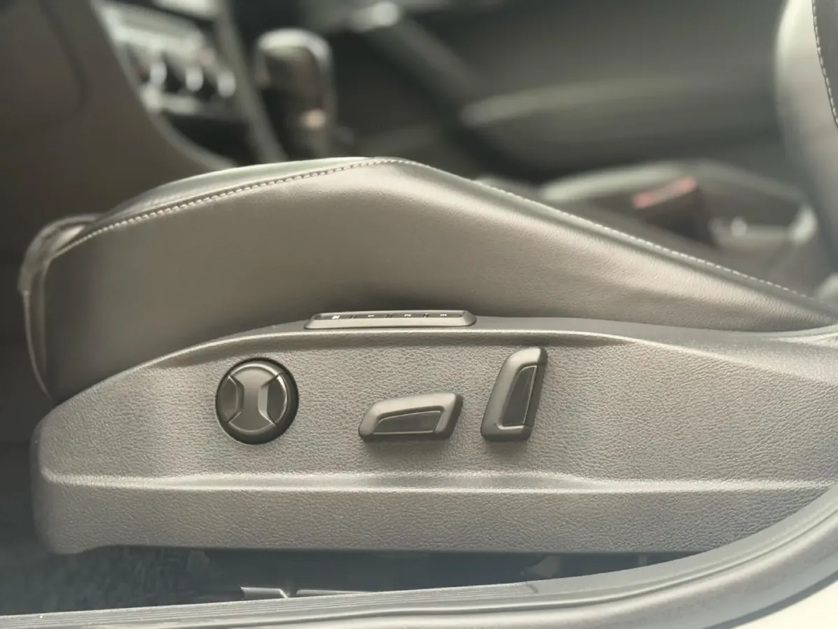 2018 Volkswagen Golf 1.4T 131HP L4 7DCT,autocango,china used car exporter,china ev exporter,chinese used car exporter,chinese used ev exporter