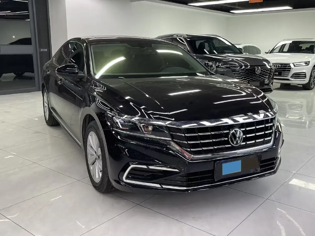 2021 Volkswagen Passat 2.0T 186HP L4 7DCT,autocango,china used car exporter,china ev exporter,chinese used car exporter,chinese used ev exporter