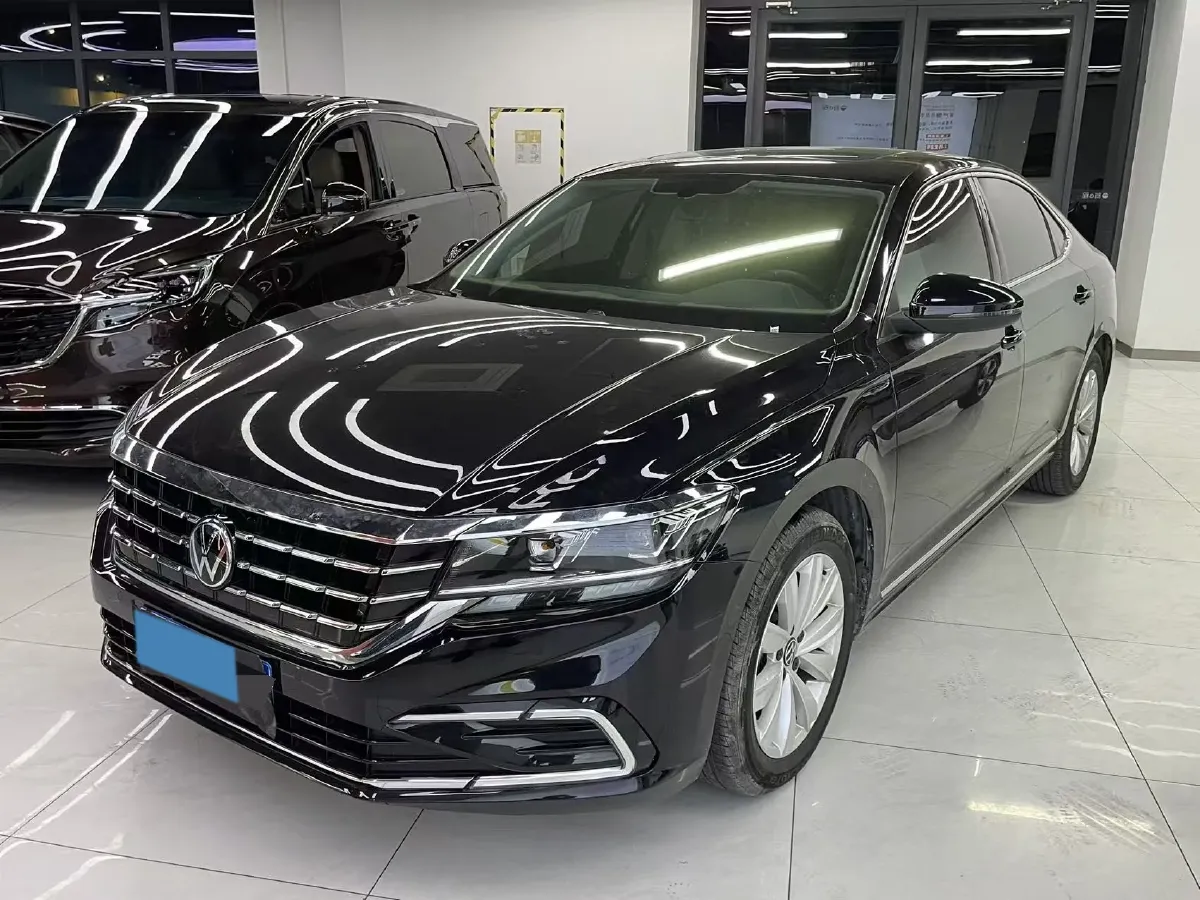 2021 Volkswagen Passat 2.0T 186HP L4 7DCT,autocango,china used car exporter,china ev exporter,chinese used car exporter,chinese used ev exporter