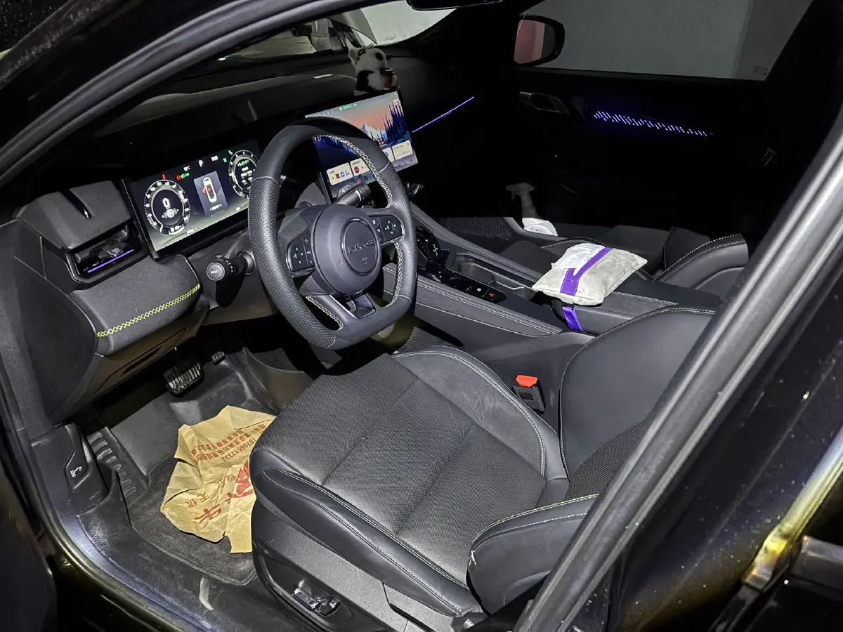 2023 MAXUS G50 1.5T 181HP L4 7DCT,autocango,china used car exporter,china ev exporter,chinese used car exporter,chinese used ev exporter