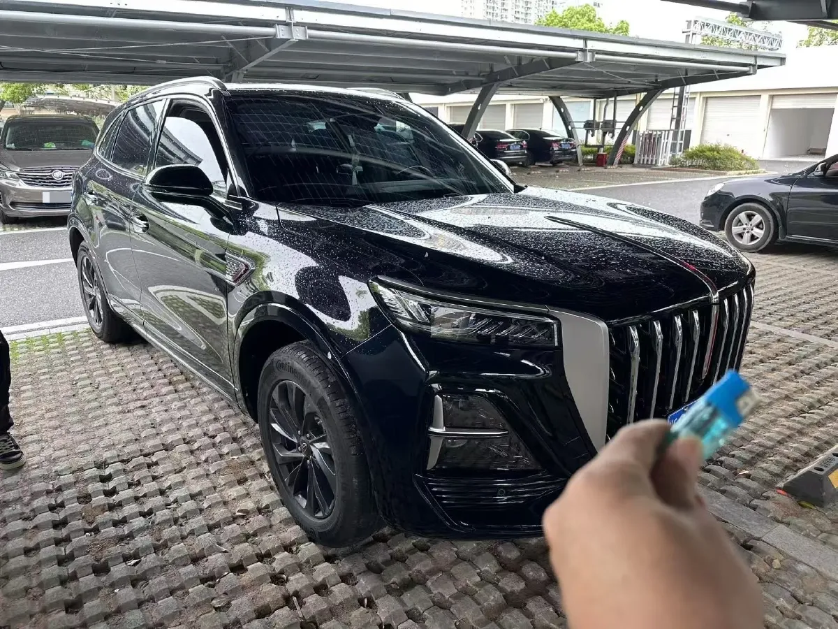 2023 HongQi HS5 2.0T 252HP L4 8AT,autocango,china used car exporter,china ev exporter,chinese used car exporter,chinese used ev exporter