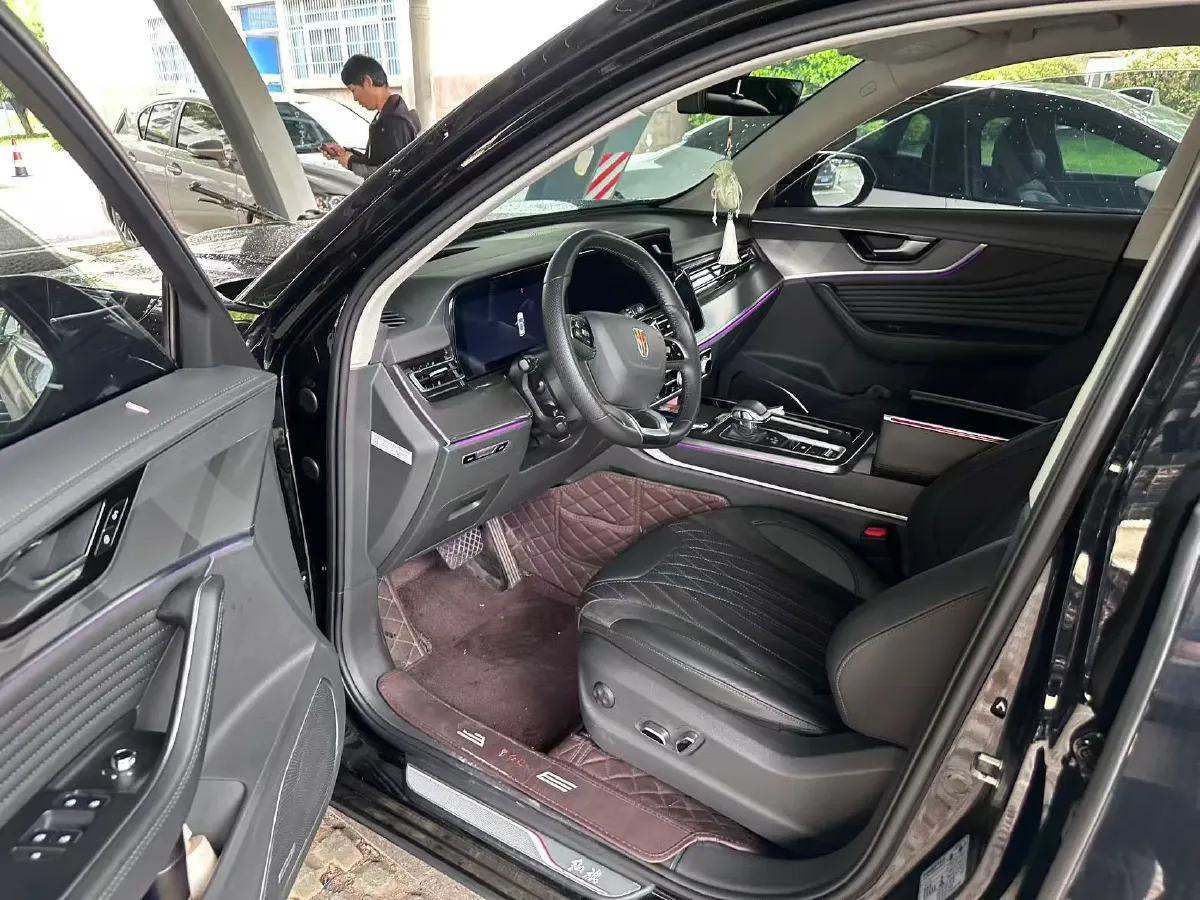 2023 HongQi HS5 2.0T 252HP L4 8AT,autocango,china used car exporter,china ev exporter,chinese used car exporter,chinese used ev exporter