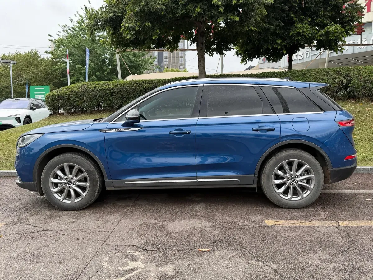 2020 Lincoln Corsair 2.0T 245HP L4 8AT,autocango,china used car exporter,china ev exporter,chinese used car exporter,chinese used ev exporter