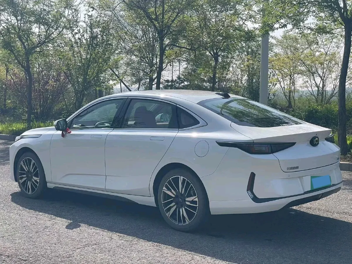 2024 ChangAn QiYuan A05 1.5L 110HP L4 E-CVT PHEV 18.99KWH,autocango,china used car exporter,china ev exporter,chinese used car exporter,chinese used ev exporter