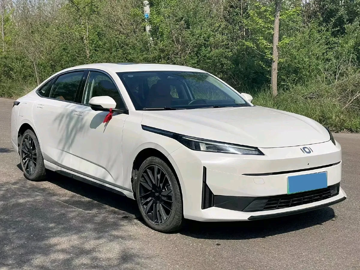 2024 ChangAn QiYuan A05 1.5L 110HP L4 E-CVT PHEV 18.99KWH,autocango,china used car exporter,china ev exporter,chinese used car exporter,chinese used ev exporter