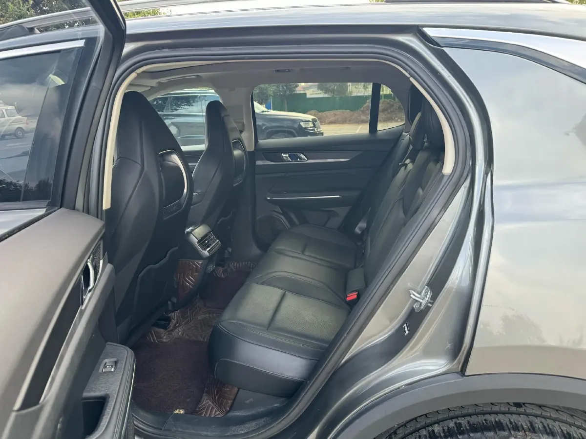 2021 LYNK&CO 01 2.0T 218HP L4 8AT,autocango,china used car exporter,china ev exporter,chinese used car exporter,chinese used ev exporter