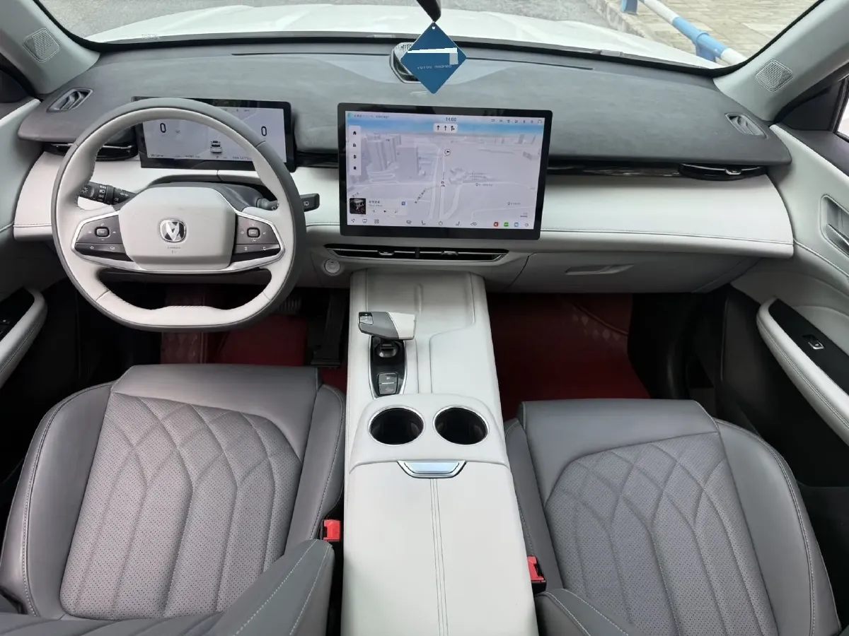 2024 ChangAn UNI-Z 1.5L 98HP L4 E-CVT PHEV 18.4KWH,autocango,china used car exporter,china ev exporter,chinese used car exporter,chinese used ev exporter