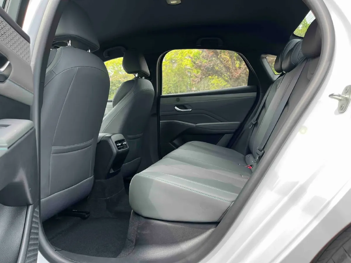 2025 BYD Qin Plus 1.5L 101HP L4 E-CVT PHEV 7.68KWH,autocango,china used car exporter,china ev exporter,chinese used car exporter,chinese used ev exporter