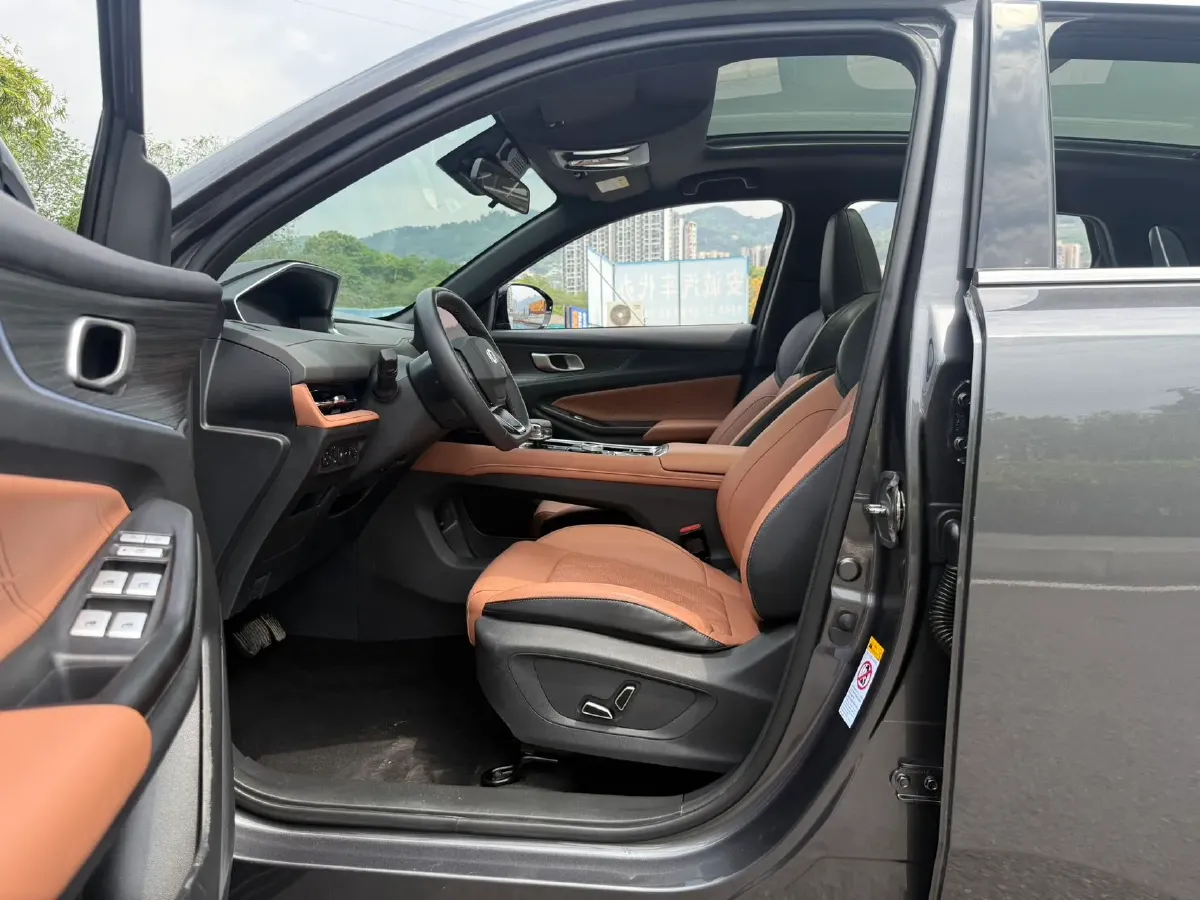 2023 ChangAn QiYuan Q05 Classic 1.5L 110HP L4 E-CVT PHEV 18.99KWH,autocango,china used car exporter,china ev exporter,chinese used car exporter,chinese used ev exporter