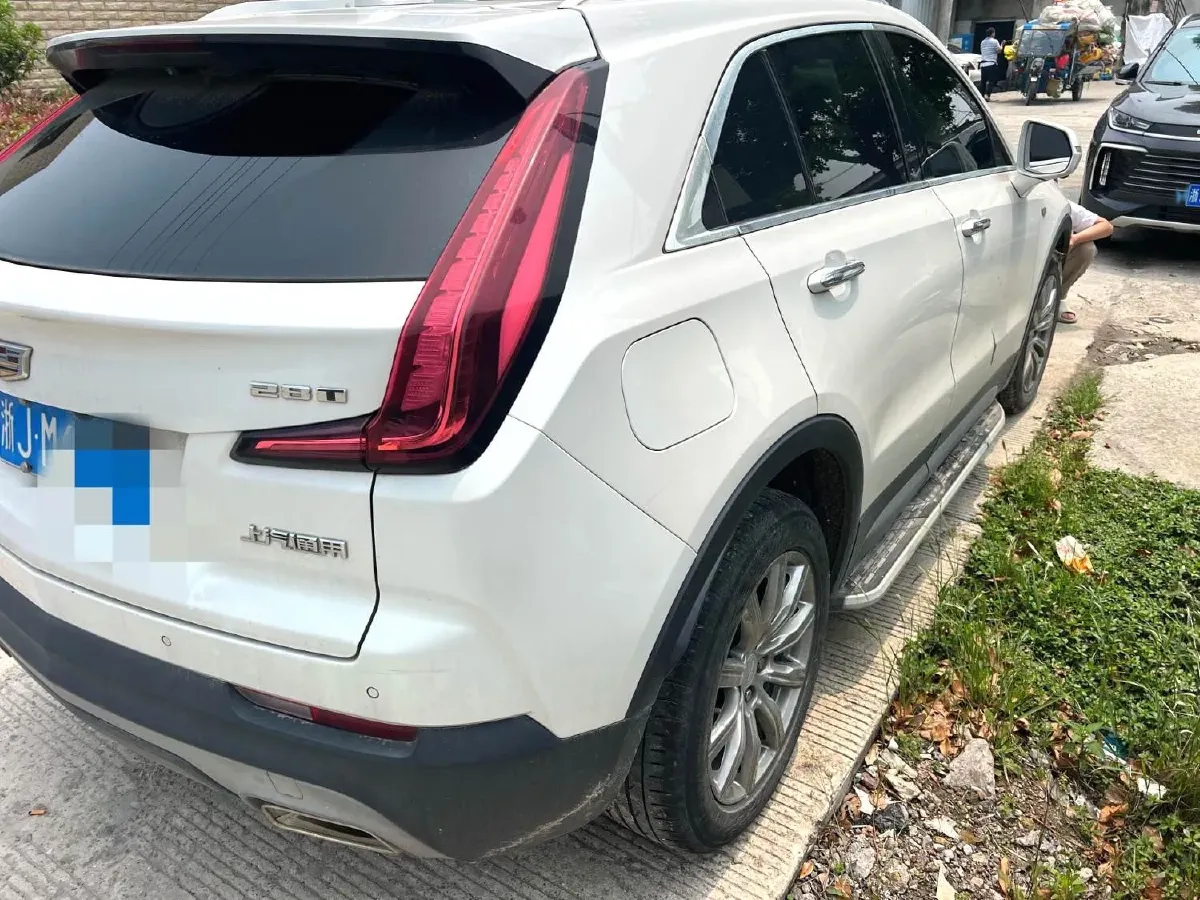 2020 Cadillac XT4 2.0T 237HP L4 9AT,autocango,china used car exporter,china ev exporter,chinese used car exporter,chinese used ev exporter