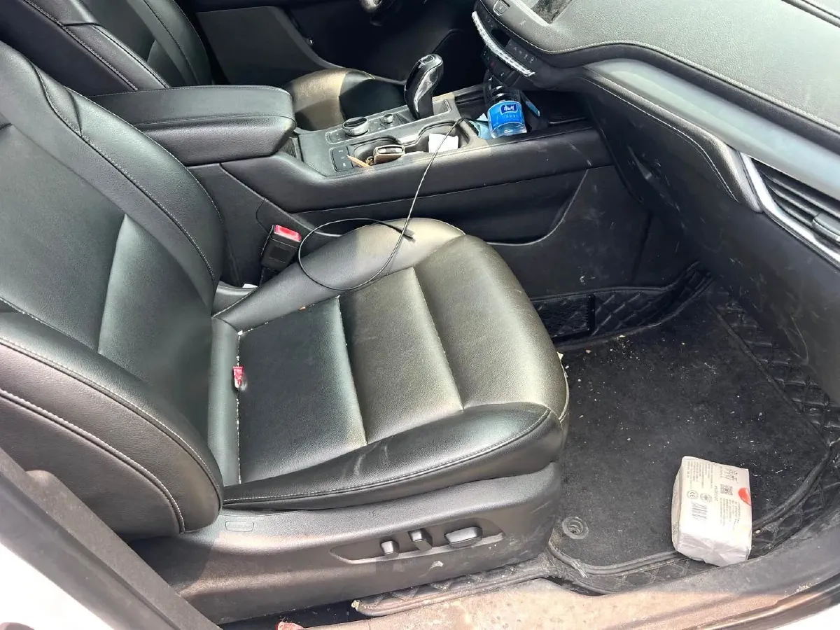 2020 Cadillac XT4 2.0T 237HP L4 9AT,autocango,china used car exporter,china ev exporter,chinese used car exporter,chinese used ev exporter