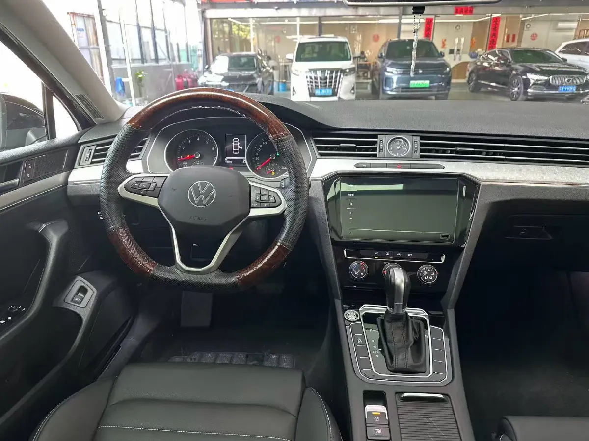 2020 Volkswagen Magotan 1.4T 150HP L4 7DCT,autocango,china used car exporter,china ev exporter,chinese used car exporter,chinese used ev exporter