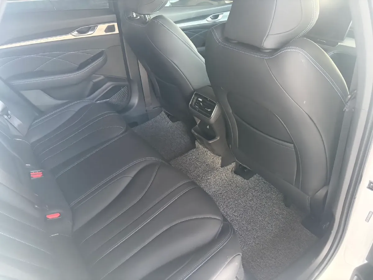 2026 Geely Preface 1.5T 181HP L4 7DCT,autocango,china used car exporter,china ev exporter,chinese used car exporter,chinese used ev exporter