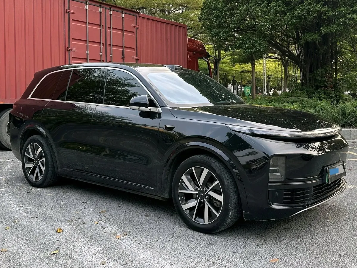 2023 Li L8 Range Extended 154HP REEV 40.9KWH,autocango,china used car exporter,china ev exporter,chinese used car exporter,chinese used ev exporter