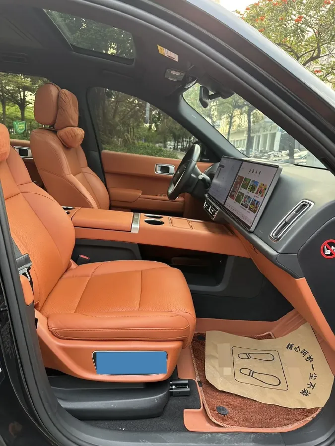 2023 Li L8 Range Extended 154HP REEV 40.9KWH,autocango,china used car exporter,china ev exporter,chinese used car exporter,chinese used ev exporter